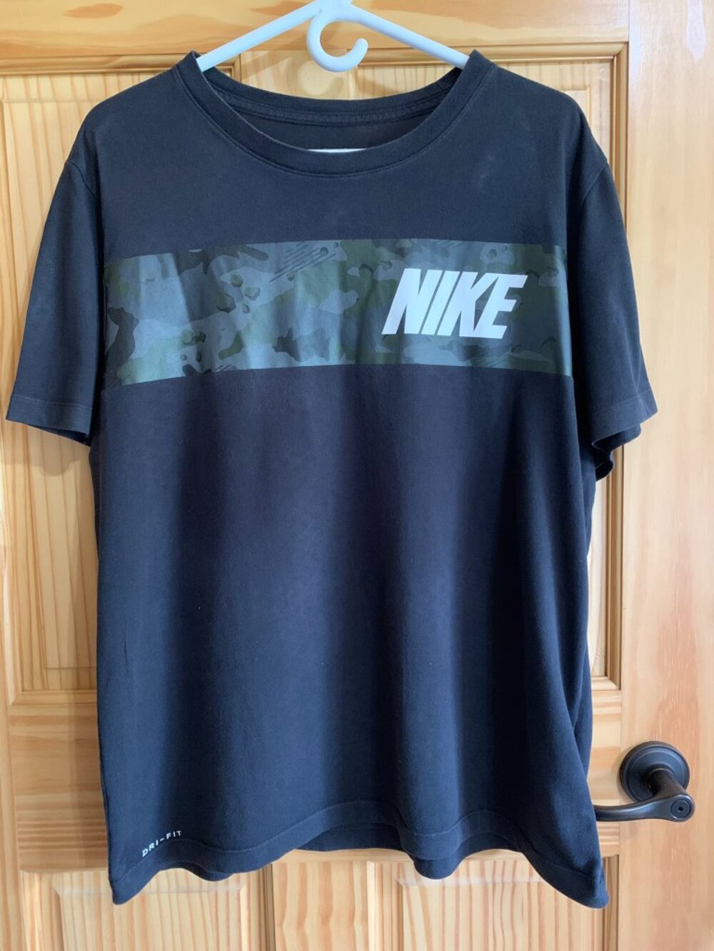 Black Nike t-shirt